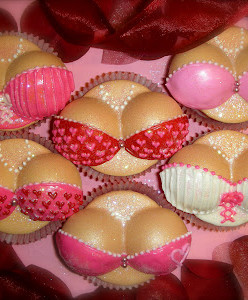cupcake-lingerie-breasts.jpg